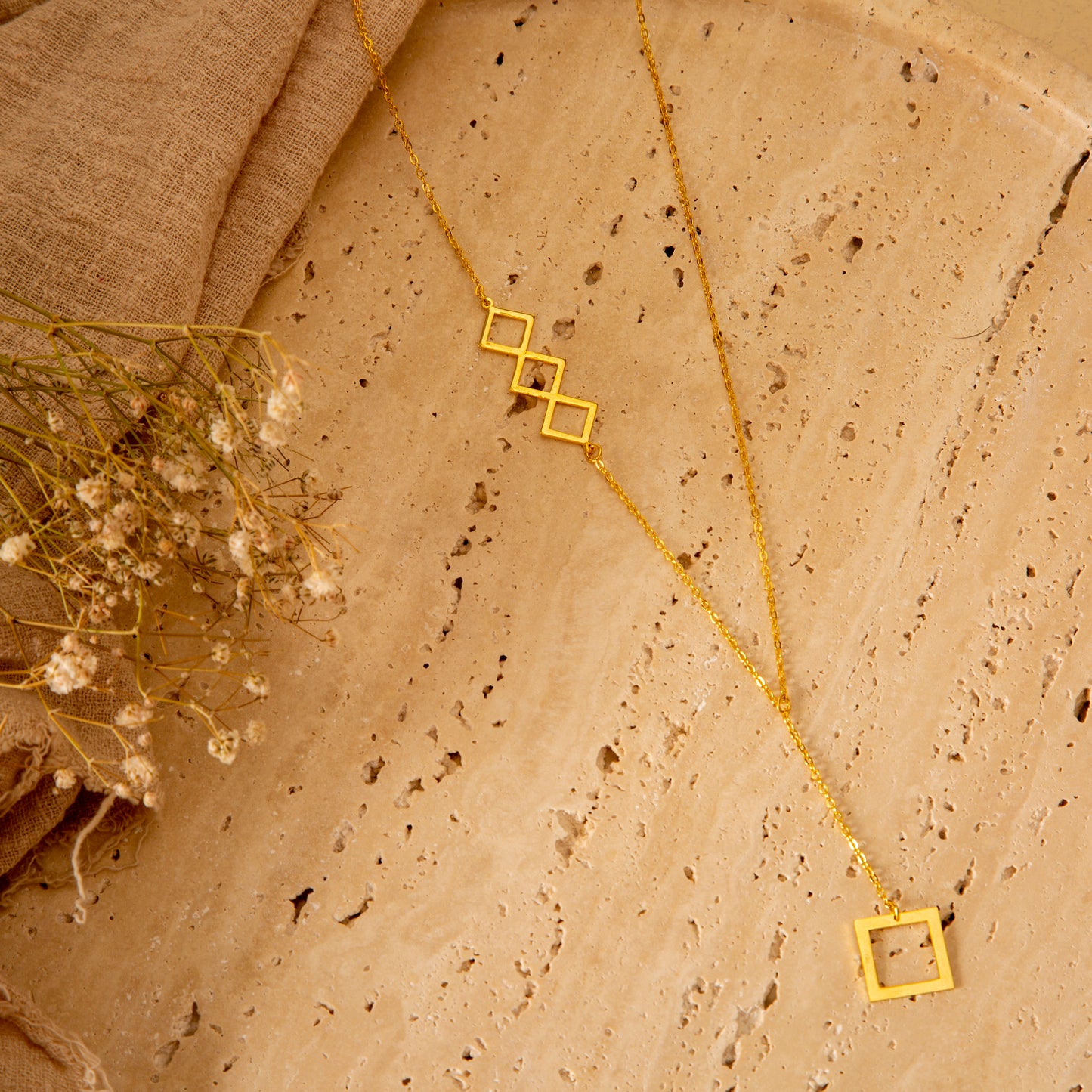 KARE Necklace